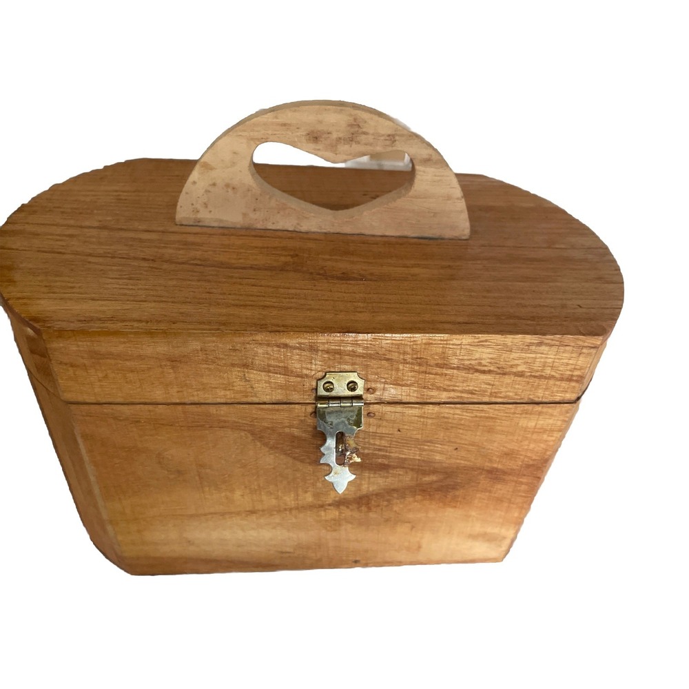 Vintage 80's Cottage Wooden Box